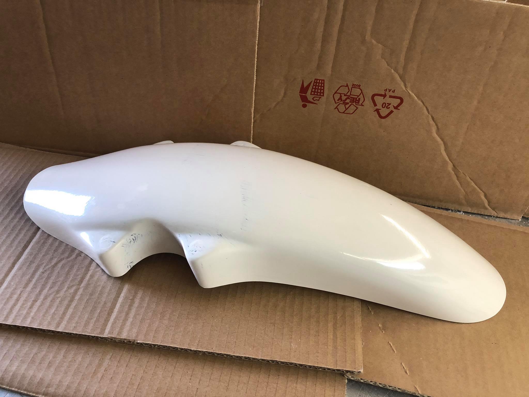 Garde boue avant Honda RS 125 NF4 origine 88-1992
