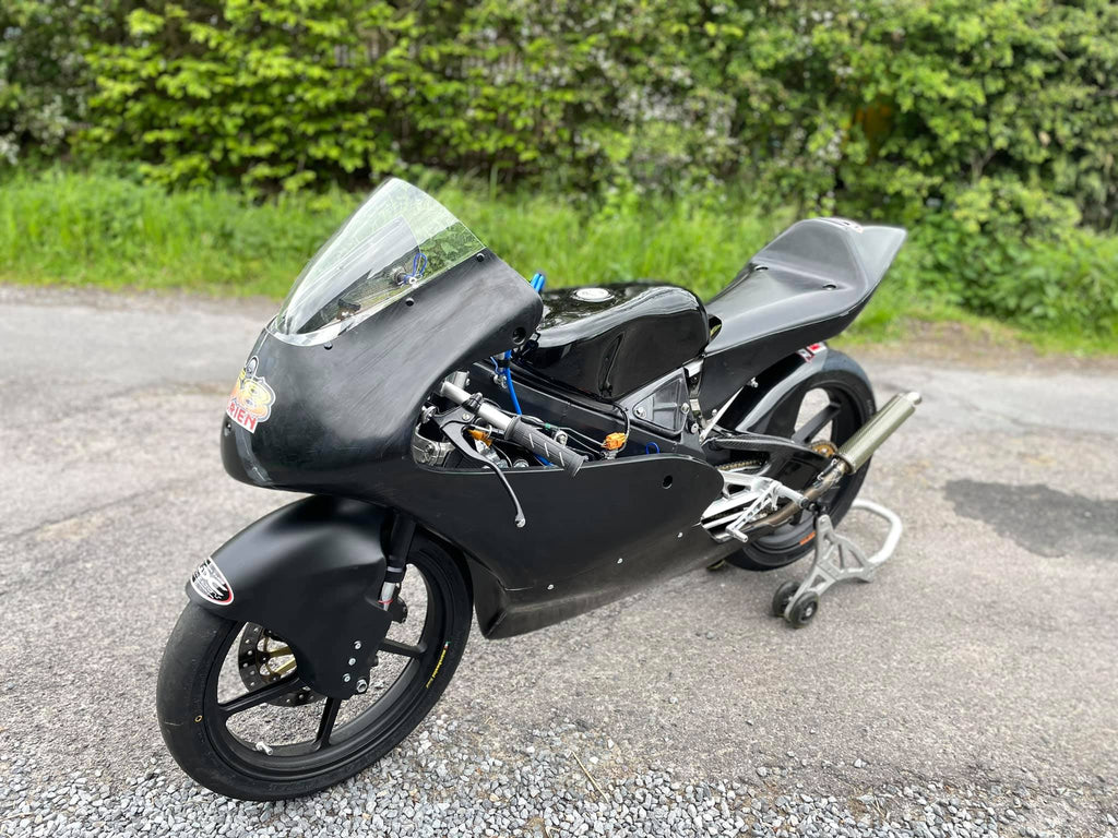 Garde boue avant Honda NX4 type Moto2 Aéro
